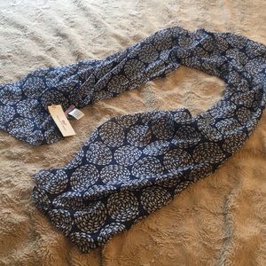 Whale Patterned Vineyard Vines Scarf with Tags!